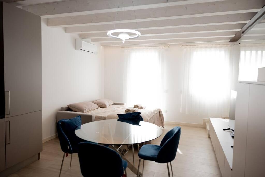 Apartment-Boutique Stella Cittadella Bagian luar foto